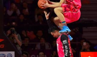 2016扣篮大赛拉文穿的什么鞋 2016全明星扣篮大赛